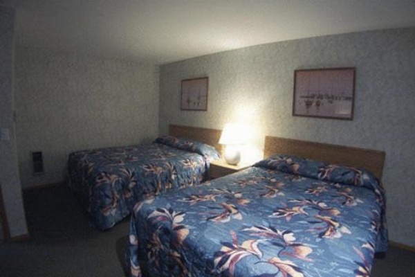Sea Spray Motel image 19